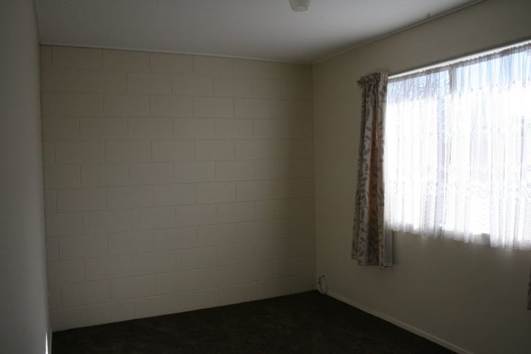 Photo of property in 11b Kaimanawa Street, Kelvin Grove, Palmerston North, 4414