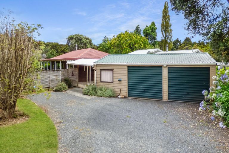 Photo of property in 24 Golf View Road, Kerikeri, 0230
