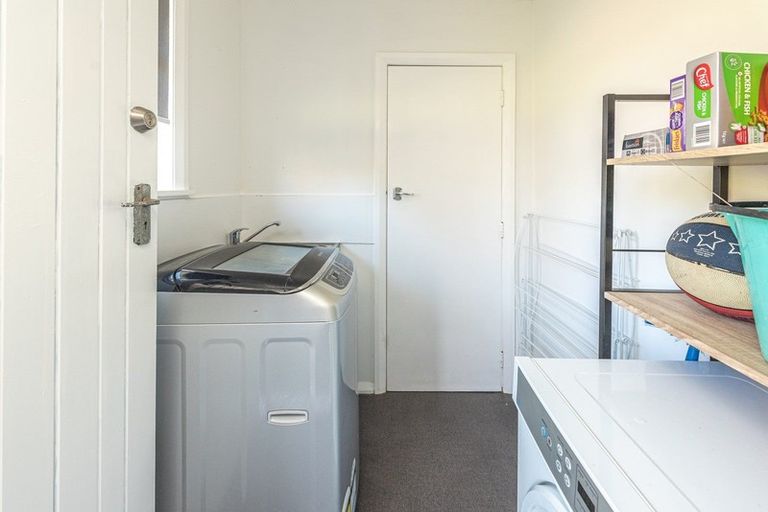 Photo of property in 87 Purnell Street, College Estate, Whanganui, 4500