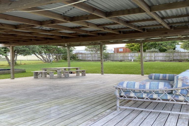 Photo of property in 38 Hauraki Road, Leigh, Warkworth, 0985