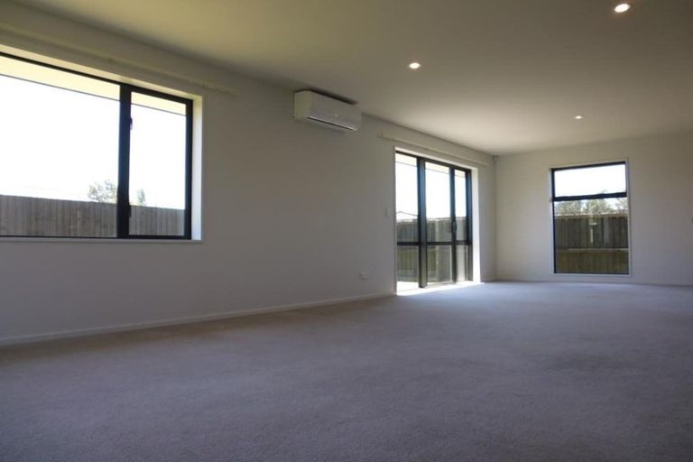 Photo of property in 10 Tripoli Street, Rangiora, 7400