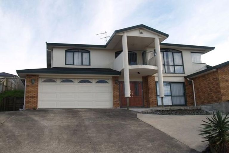 Photo of property in 3 Boeing Place, Goodwood Heights, Auckland, 2105