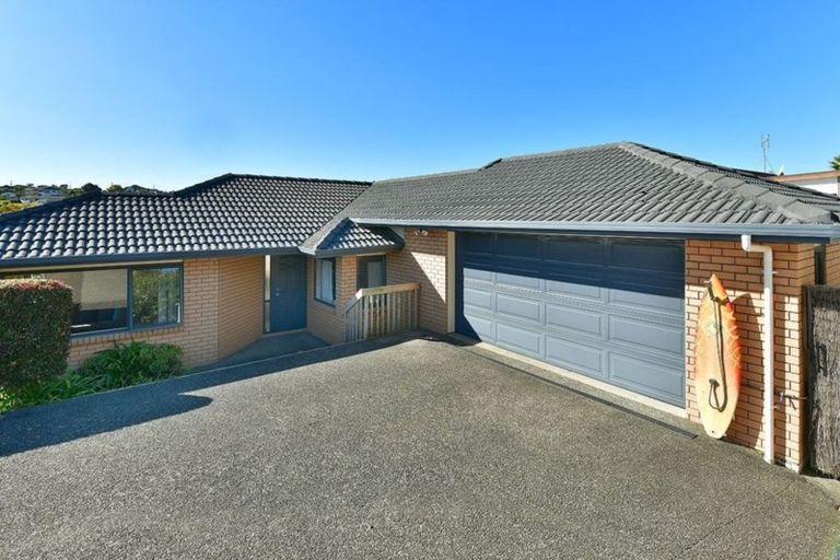 Photo of property in 56 Rivervale Grove, Stanmore Bay, Whangaparaoa, 0932
