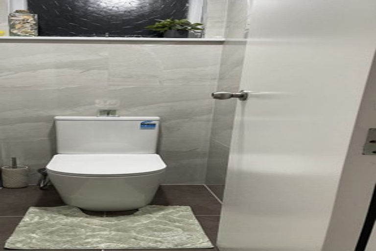 Photo of property in 14 Pelorus Place, Pakuranga, Auckland, 2010