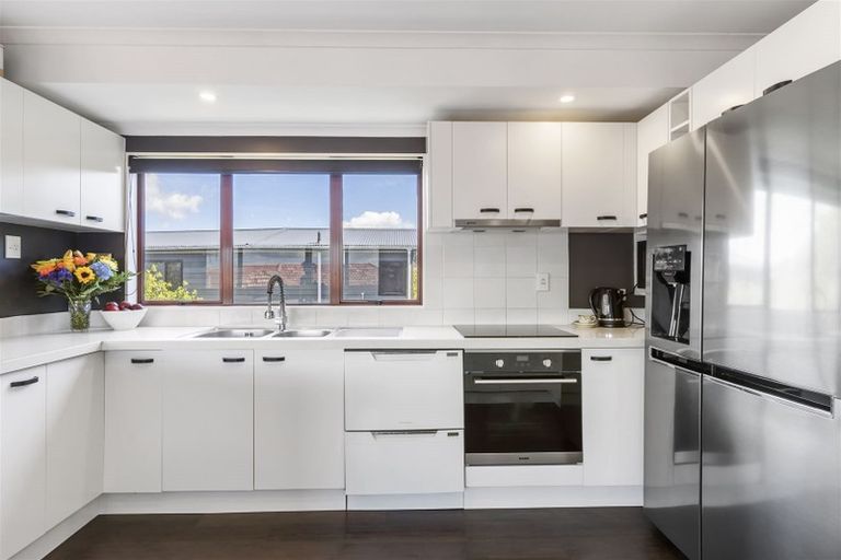 Photo of property in 43 Cockle Bay Road, Cockle Bay, Auckland, 2014