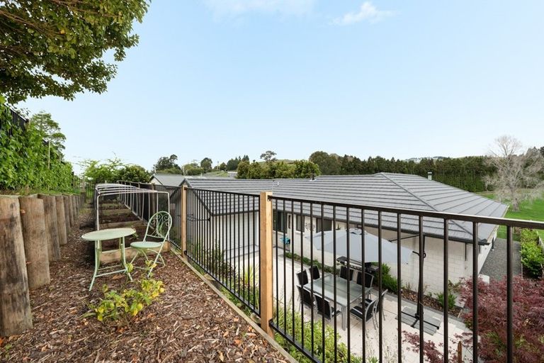 Photo of property in 2 Raptor Way, Welcome Bay, Tauranga, 3175