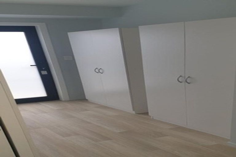 Photo of property in 65 York Street, Picton, 7220