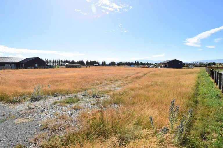 Photo of property in 1 Tussock Crescent, Twizel, 7901