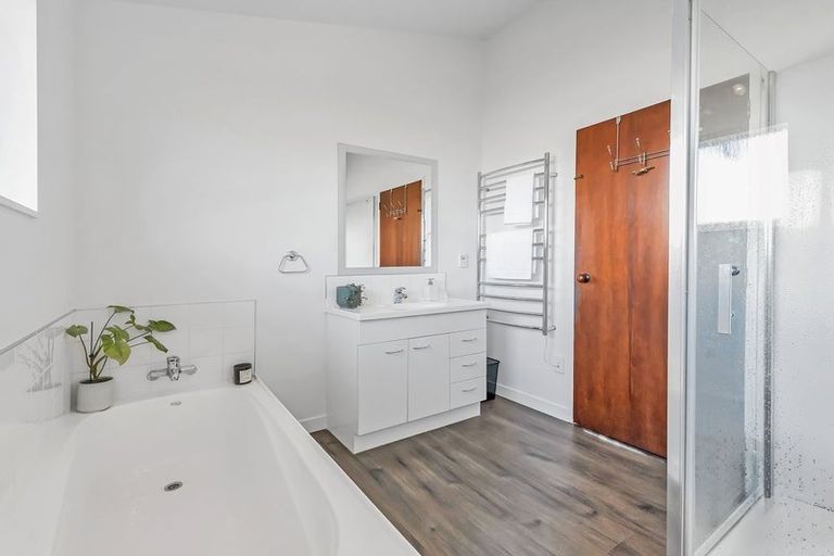 Photo of property in 12 Westfield Avenue, Templeton, Christchurch, 8042