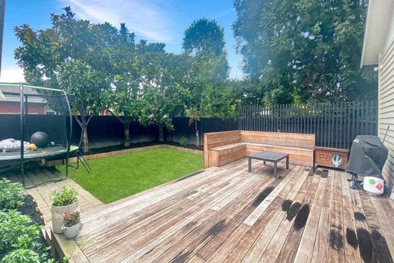 Photo of property in 47 Ngaio Street, Saint Martins, Christchurch, 8022