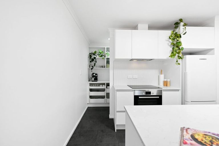 Photo of property in 1 Hebe Crescent, Papamoa Beach, Papamoa, 3118