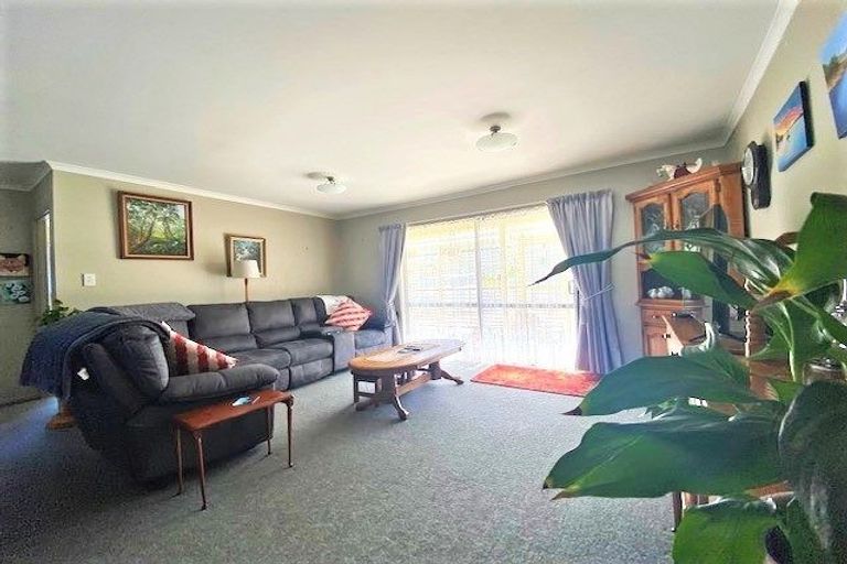 Photo of property in 135 Portia Street, Stratford, 4332