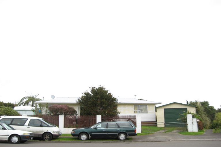 Photo of property in 43 Sole Avenue, Bell Block, New Plymouth, 4312