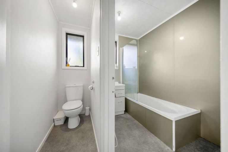 Photo of property in 18 Karekare Avenue, Raglan, 3225