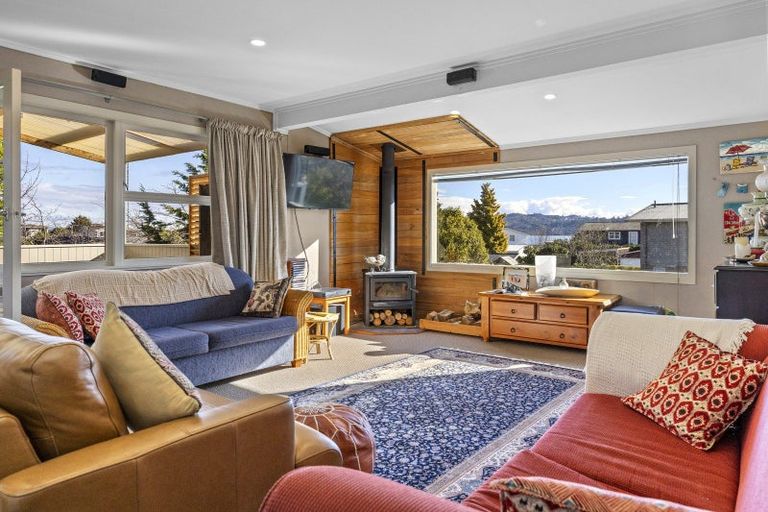 Photo of property in 15 Charles Crescent, Rainbow Point, Taupo, 3330