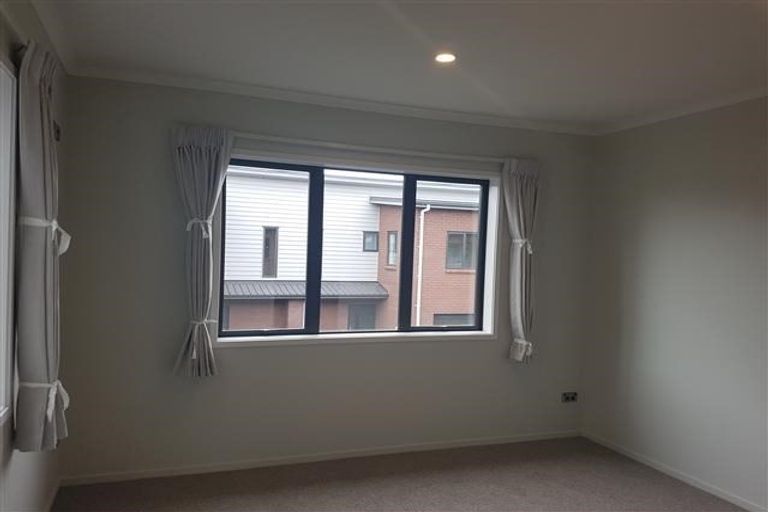 Photo of property in 2/85 Normandy Avenue, Melville, Hamilton, 3206