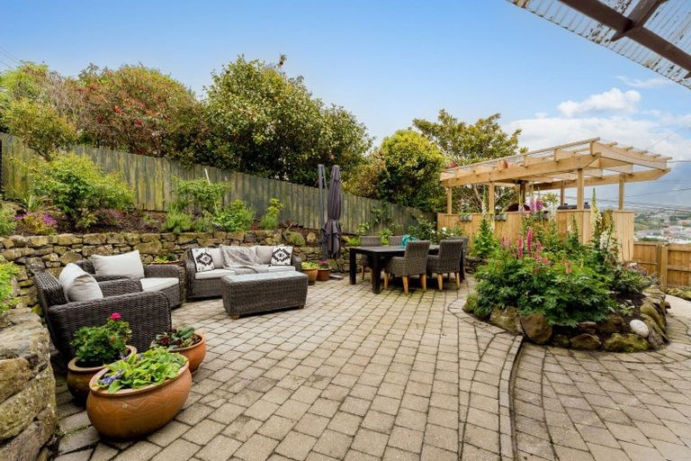 Photo of property in 21 Moana Crescent, Musselburgh, Dunedin, 9013