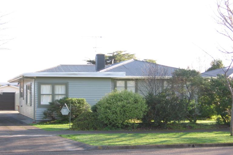 Photo of property in 5 Long Melford Road, Awapuni, Palmerston North, 4412