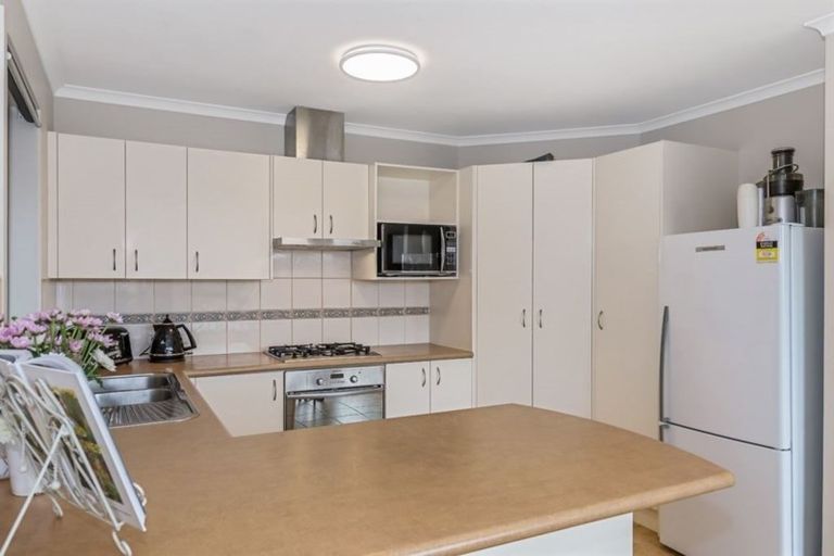 Photo of property in 4b Voyager Drive, Gulf Harbour, Whangaparaoa, 0930
