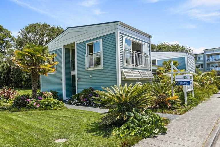 Photo of property in 96 Eaves Bush Parade, Orewa, 0931