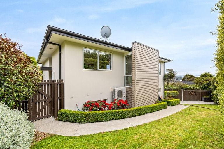 Photo of property in 105 Major Hornbrook Road, Mount Pleasant, Christchurch, 8081