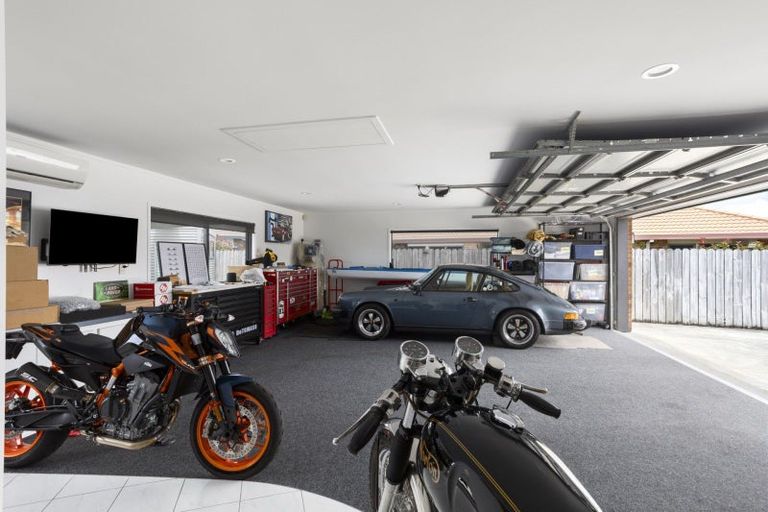 Photo of property in 8 Fuchsia Place, Mount Maunganui, 3116