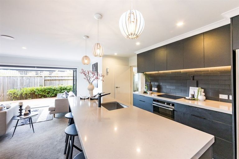 Photo of property in 24 Serenity Crescent, Kelvin Grove, Palmerston North, 4414