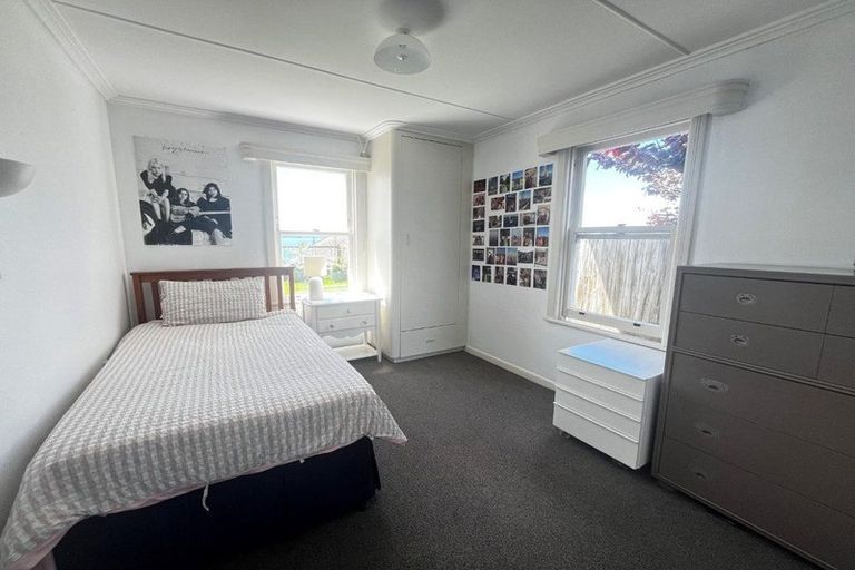 Photo of property in 35 Takutai Avenue, Half Moon Bay, Auckland, 2012