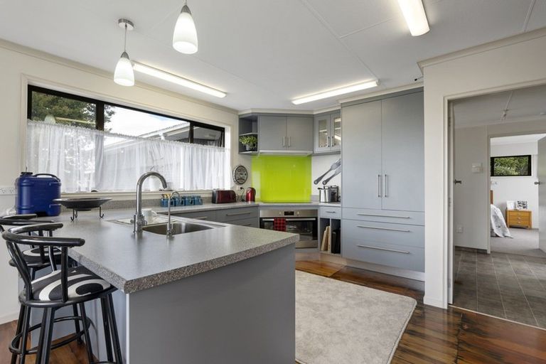 Photo of property in 44 Kent Terrace, Midhirst, Stratford, 4394