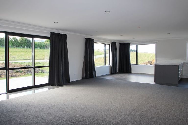 Photo of property in 2 Hollys Lane, Weston, Oamaru, 9401