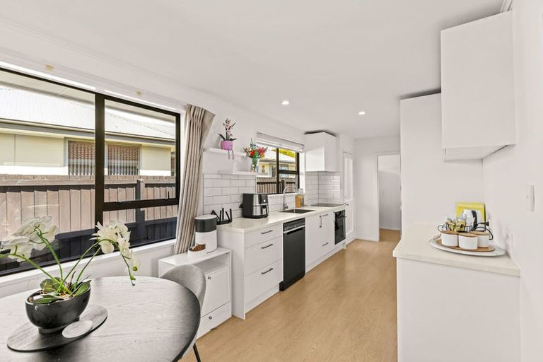 Photo of property in 44 Reginald Street, Burwood, Christchurch, 8083