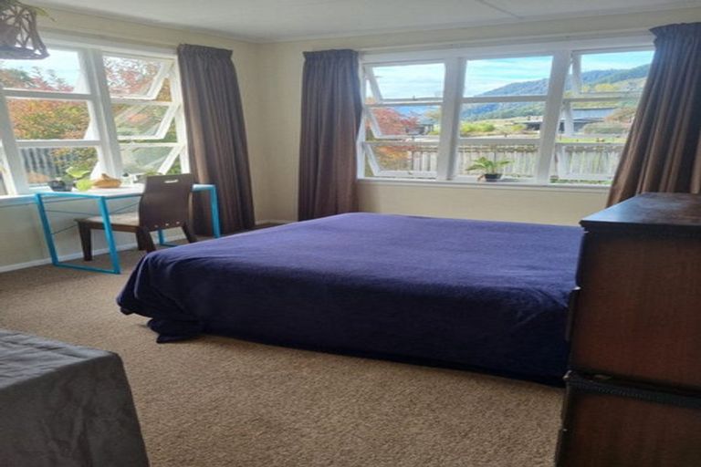 Photo of property in 190 Fairfax Street, Murchison, 7007