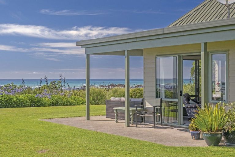 Photo of property in 166 Orui-riversdale Road, Riversdale Beach, Masterton, 5872