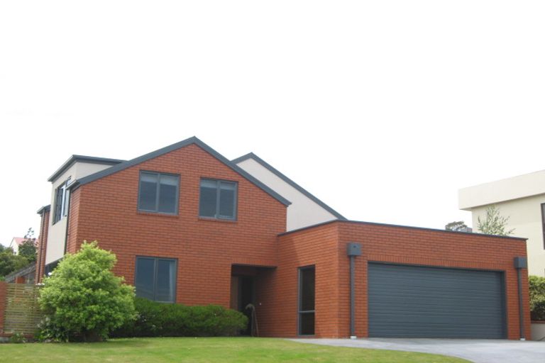 Photo of property in 5 Somerton Rise, Westmorland, Christchurch, 8025