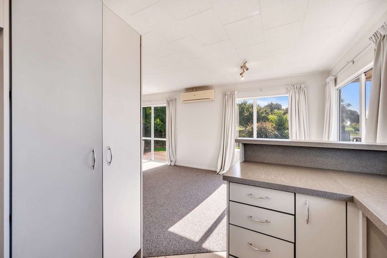 Photo of property in 552 Kennedy Road, Greenmeadows, Napier, 4112