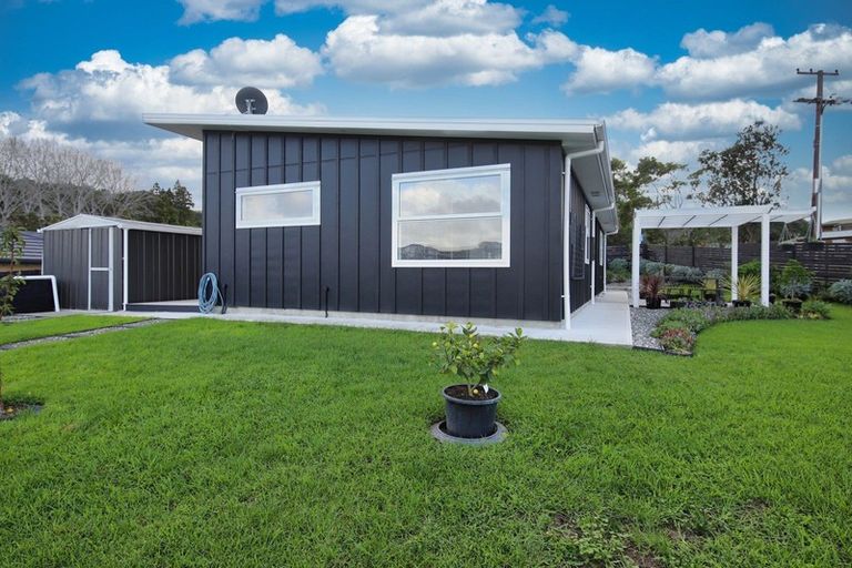 Photo of property in 1 Wharuka Glade, Mangawhai, 0505