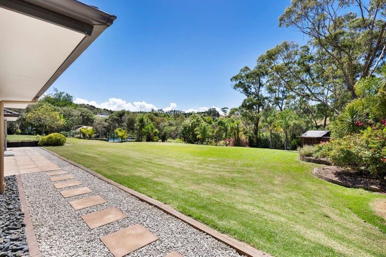 Photo of property in 17 Kahia Lane, Redvale, Albany, 0792