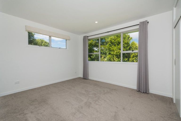 Photo of property in 59 Sycamore Drive, Sunnynook, Auckland, 0620