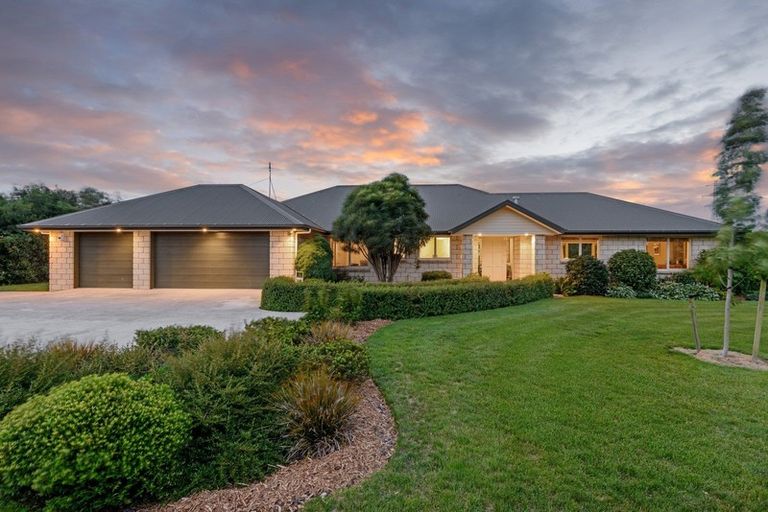Photo of property in 7 Stone Eyre Place, Swannanoa, Rangiora, 7476