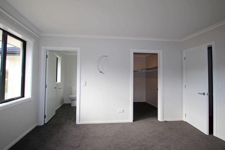 Photo of property in 2 Hollys Lane, Weston, Oamaru, 9401