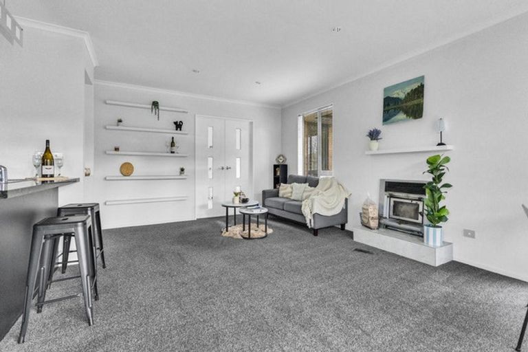 Photo of property in 29 Marlowe Place, Rolleston, 7614