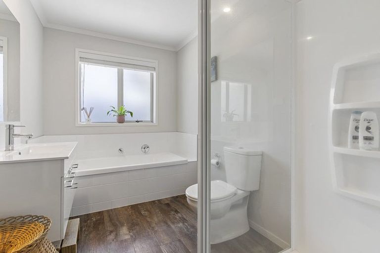 Photo of property in 53 Te Wharo Drive, Papamoa, 3118