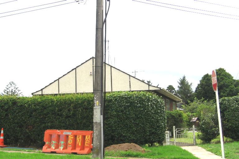 Photo of property in 1 Hamlin Road, Mount Wellington, Auckland, 1060