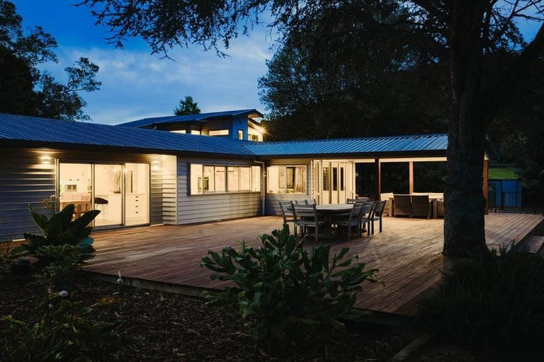 Photo of property in 589 Ngunguru Road, Glenbervie, Whangarei, 0173