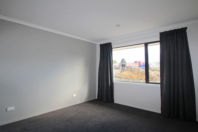 Photo of property in 2 Hollys Lane, Weston, Oamaru, 9401