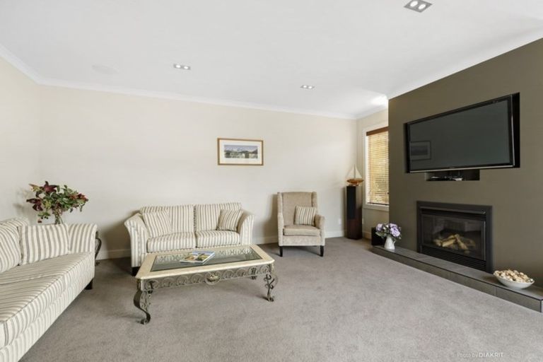 Photo of property in 23 Westwood Avenue, Greytown, 5712