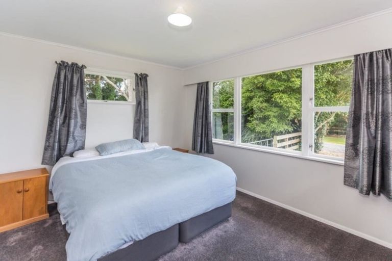 Photo of property in 432 Kawiu Road, Levin, 5510