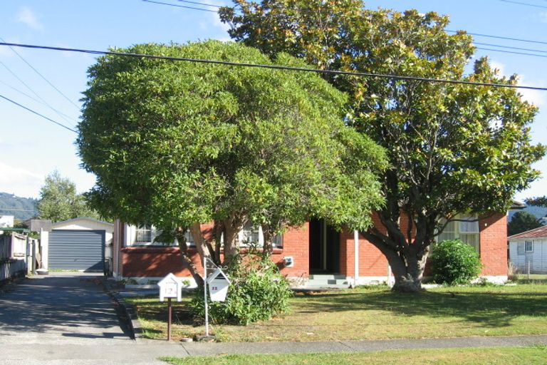 Photo of property in 12a Ngata Grove, Trentham, Upper Hutt, 5018