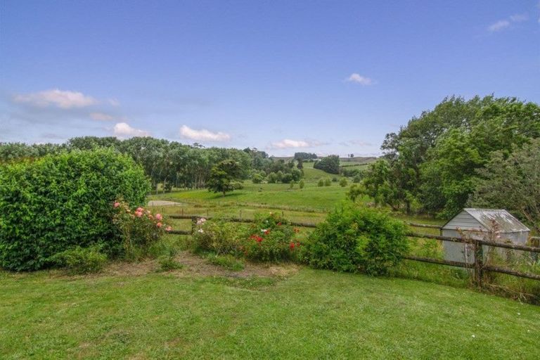 Photo of property in 132 Stoney Creek Road, Kaukapakapa, 0873