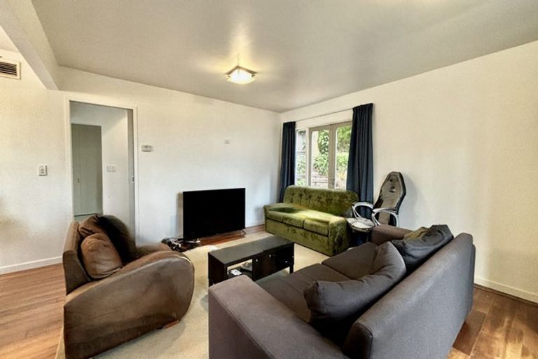 Photo of property in 9 Selkirk Way, Karori, Wellington, 6012